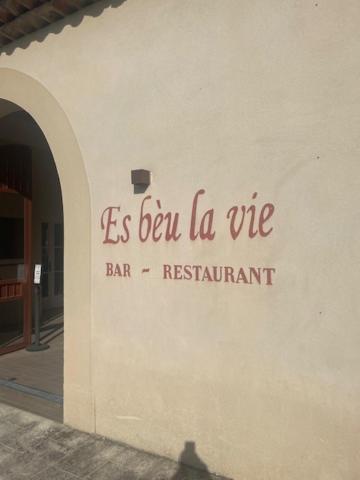 Bed and Breakfast Les Cistes Mallemort Esterno foto