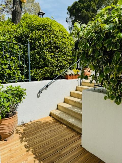 Bed and Breakfast Les Cistes Mallemort Esterno foto