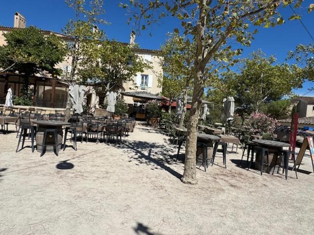Bed and Breakfast Les Cistes Mallemort Esterno foto